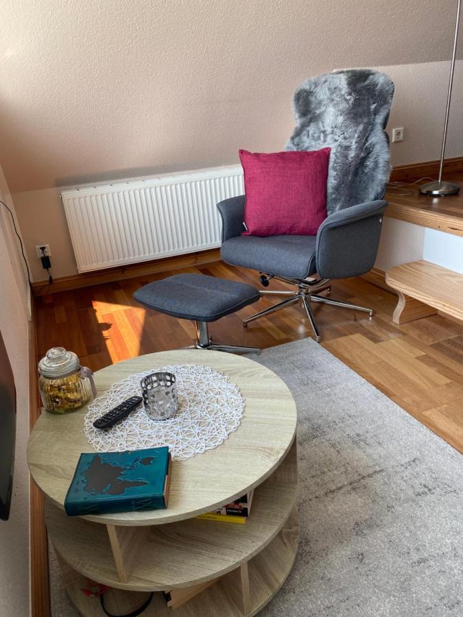 Jensen-Huus Apartment Dagebull Bagian luar foto