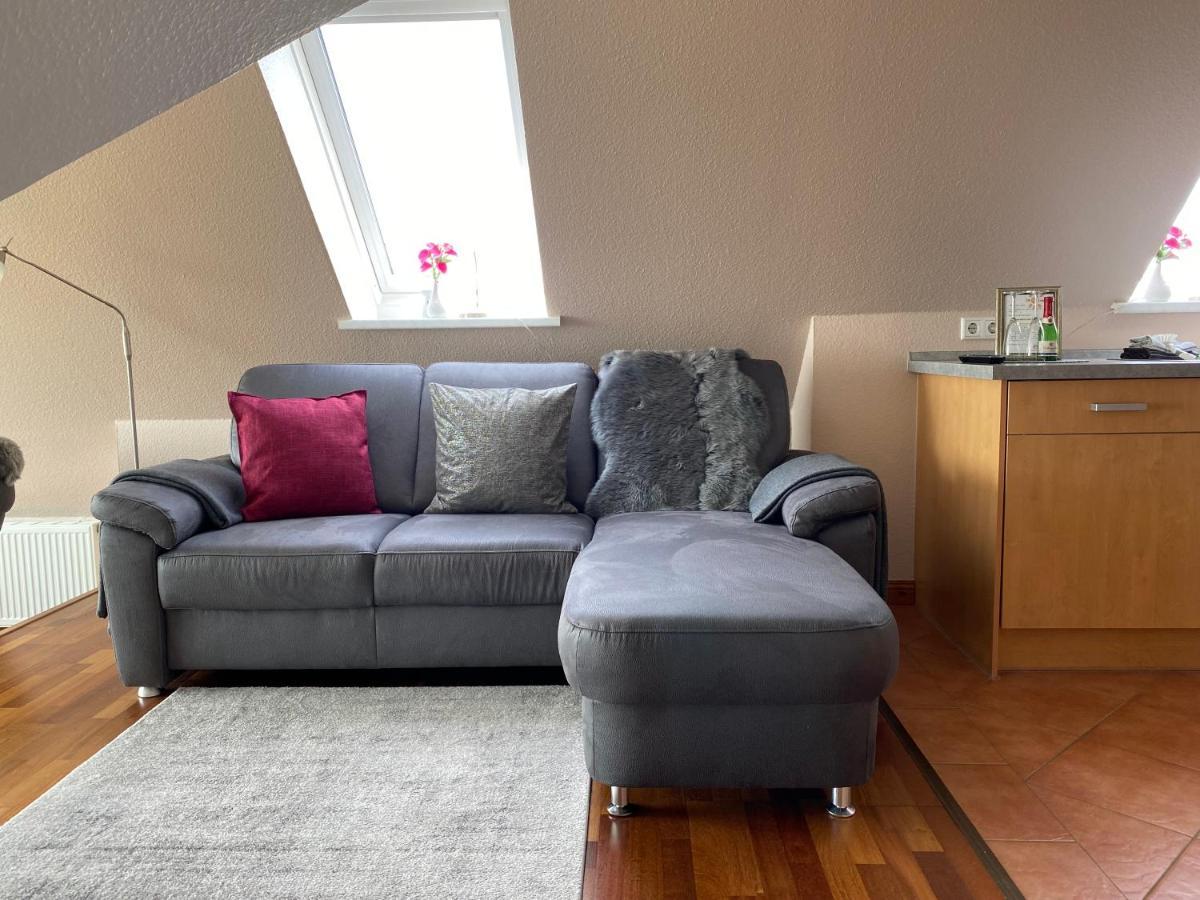 Jensen-Huus Apartment Dagebull Bagian luar foto