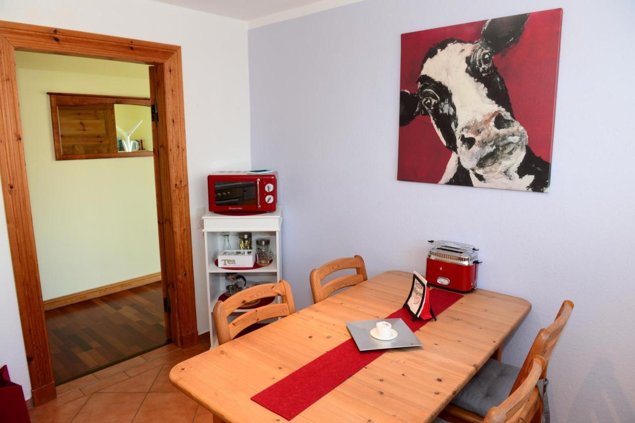 Jensen-Huus Apartment Dagebull Bagian luar foto